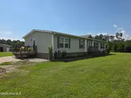 873 Pameter Road, Hallsboro, NC 28442 — 3-bedroom manufactured home, Hallsboro, NC, photo 7 of 39