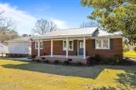 1041 Highway 101, Beaufort, NC 28516 — 2-bedroom home, Beaufort, NC, photo 2 of 47: Front