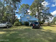 322 E Cavenaugh Street, Wallace, NC 28466 — 3-bedroom home, Wallace, NC, photo 8 of 15: IMG_6727