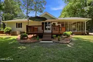 204 Eastwood Drive, Wallace, NC 28466 — 3-bedroom home in Eastwood Acres, Wallace, NC, photo 6 of 62