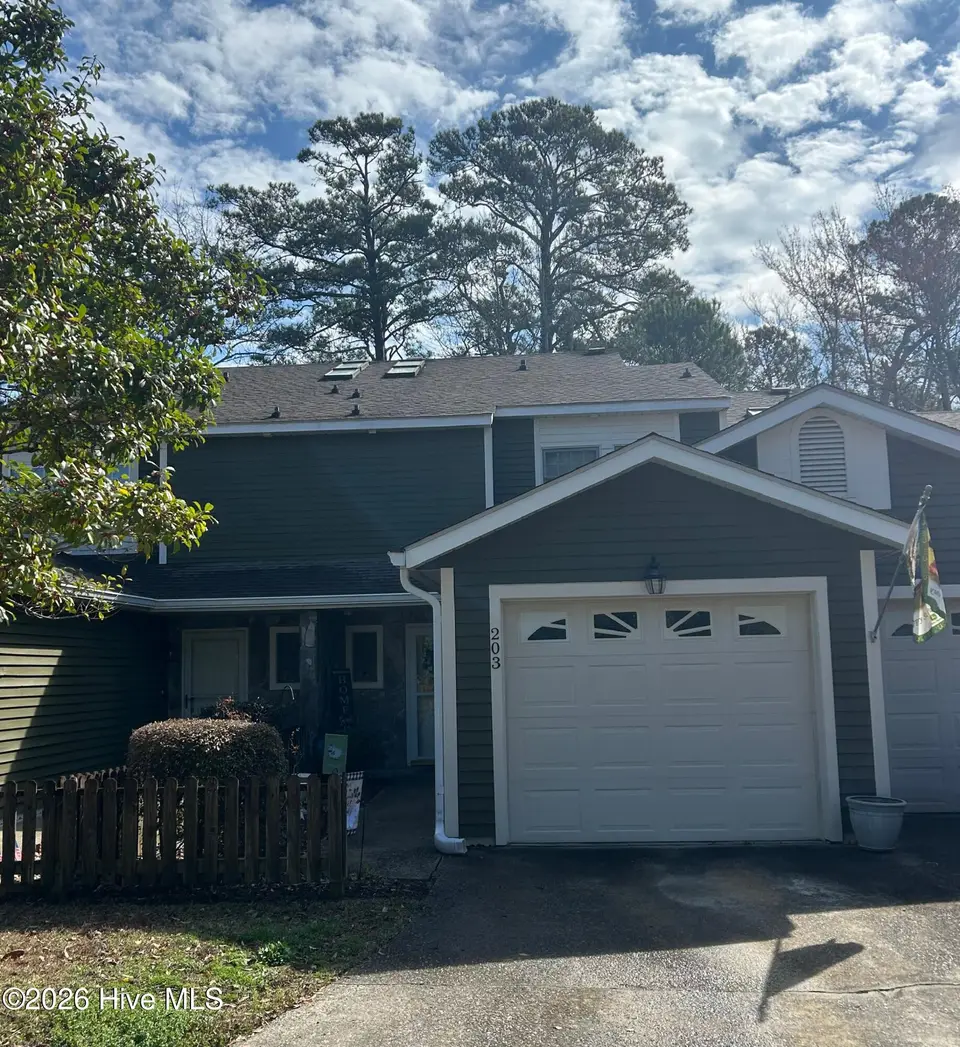 203 Cedarwood Village, Morehead City, NC 28557 — 2-bedroom condo in Brandywine Bay, Morehead City, NC, photo 1 of 1: 203 Cedarwood Village Front