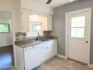 114 Quarterdeck, New Bern, NC 28562 — 2-bedroom townhome in River Bend, New Bern, NC, photo 15 of 32