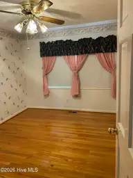 700 Oakwood Avenue, Jacksonville, NC 28546 — 3-bedroom home in Brynn Marr, Jacksonville, NC, photo 7 of 15