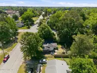 203 Richlands Avenue, Jacksonville, NC 28540 — 2-bedroom home in Overbrook, Jacksonville, NC, photo 14 of 24: 33-web-or-mls-203 Richlands Ave 69
