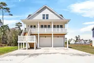 320 Landon Lane, Sneads Ferry, NC 28460 — 4-bedroom home in Marsh Haven Landing, Sneads Ferry, NC, photo 1 of 42