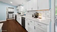 272 Bay Shore Drive, Chocowinity, NC 27817 — 3-bedroom waterfront manufactured home in Pleasant Waters, Chocowinity, NC, photo 14 of 67: 39-web-or-mls-272 Bay Shore Drive-37