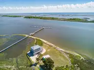 7663 Myrtle Grove Road, Wilmington, NC 28409 — 1-bedroom waterfront home in Egret Point, Wilmington, NC, photo 22 of 30: 7663 Myrtle Grove Rd