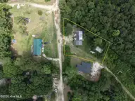 586 Tree Acres Circle NW # 1, Calabash, NC 28467 — 6-bedroom home in Shingletree Acres, Calabash, NC, photo 3 of 6
