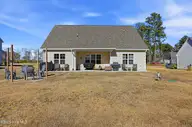 35 W Waverly Drive, Burgaw, NC 28425 — 3-bedroom home in Brierwood Estates, Burgaw, NC, photo 20 of 27: 29_35 w waverly dr-00029