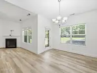 801 Lavender Court, Hubert, NC 28539 — 4-bedroom home in Vista Cay Village, Hubert, NC, photo 6 of 42: 11-web-or-mls-801 Lavender Ct. 17