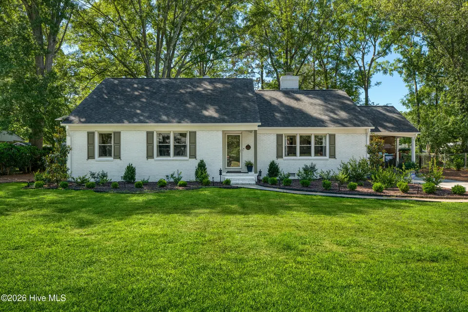 611 Clark Drive, Tarboro, NC 27886 — 3-bedroom home in Forest Acres, Tarboro, NC, photo 1 of 42: 611 Clark Drive Tarboro NC