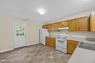370 Bracken Place, Jacksonville, NC 28540 — 2-bedroom townhome in Acorn Forest, Jacksonville, NC, photo 6 of 17