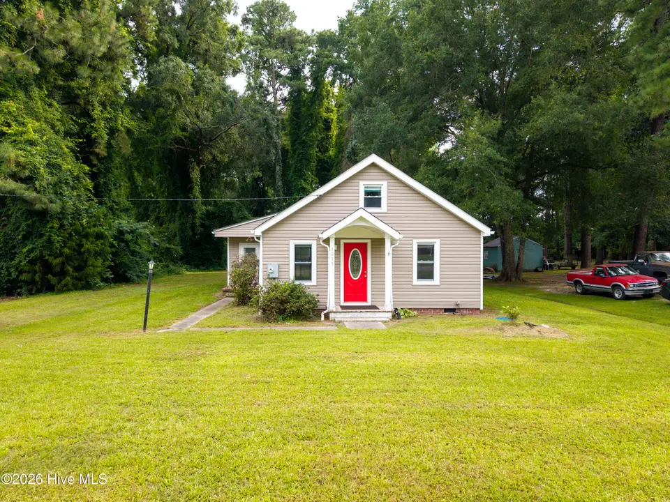 1815 W Main Ext, Elizabeth City, NC 27909 — 2-bedroom home, Elizabeth City, NC, photo 1 of 51: ext-2