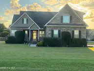 205 Glenn Laurel Drive, Pikeville, NC 27863 — 3-bedroom home in Glenn Laurel, Pikeville, NC, photo 2 of 61: IMG_0633