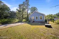 404 Jamaica Drive, Hampstead, NC 28443 — 3-bedroom waterfront home in Snug Harbor, Hampstead, NC, photo 23 of 26: 4-web-or-mls-GRAE_404 Jamaica Dr-4