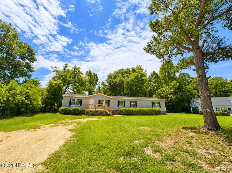 485 Wineview Court SE, Bolivia, NC 28422 — 3-bedroom manufactured home in Vineyard Landing, Bolivia, NC, photo 1 of 22