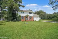 403 Woodhille Drive, Goldsboro, NC 27530 — 5-bedroom home in Southwood Estate, Goldsboro, NC, photo 2 of 10: 006_file_8997
