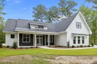 139 Indian Trail, Beaufort, NC 28516 — 3-bedroom home in Indian Trace, Beaufort, NC, photo 3 of 57: 4-web-or-mls-1S3A3047