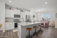 208 Gray Duck Drive, Beaufort, NC 28516 — 3-bedroom townhome in Beau Coast, Beaufort, NC, photo 12 of 39: 16-web-or-mls-1S3A2392