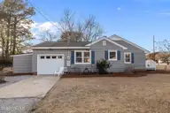104 George Street, Beaufort, NC 28516 — 3-bedroom home in Glendale, Beaufort, NC, photo 2 of 42: 2-web-or-mls-1S3A0954