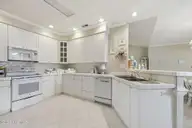117 Carefree Lane, Morehead City, NC 28557 — 3-bedroom home in Brandywine Bay, Morehead City, NC, photo 19 of 49: Kitchen