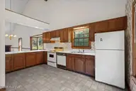 2902 Derby Drive, Kinston, NC 28504 — 2-bedroom waterfront townhome, Kinston, NC, photo 23 of 39: 23-2902 Derby Dr-23