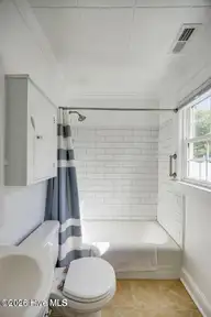 322 River Road, Washington, NC 27889 — 2-bedroom home in Washington Park, Washington, NC, photo 12 of 14: bathroom 2