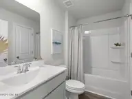 4339 Majesty Drive Unit 399, Castle Hayne, NC 28429 — 4-bedroom townhome in Sidbury Station, Castle Hayne, NC, photo 21 of 39: 31- similar to bathroom 2