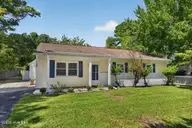 159 Horndale Drive, Wilmington, NC 28409 — 3-bedroom home in Waterford Place, Wilmington, NC, photo 3 of 36