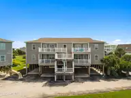 258 W Second Street 1c, Ocean Isle Beach, NC 28469 — 3-bedroom condo in Starboard by the Sea, Ocean Isle Beach, NC, photo 3 of 42
