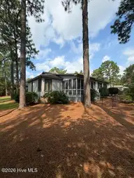 120 Sandham Court, Seven Lakes, NC 27376 — 2-bedroom townhome in Seven Lakes South, Seven Lakes, NC, photo 8 of 33: Side and rear lot