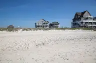 438 Hampton Colony Circle, North Topsail Beach, NC 28460 — 5-bedroom waterfront home in Hampton Colony, North Topsail Beach, NC, photo 12 of 24: HamptonColony438LotDan_3348 copy
