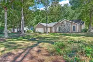 439 Candlewood Drive, Jacksonville, NC 28540 — 3-bedroom home in Riverwood Estates, Jacksonville, NC, photo 3 of 42