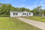 313 Windy Branch Way, Jacksonville, NC 28540 — 3-bedroom manufactured home in Magnolia Garden, Jacksonville, NC, photo 2 of 26