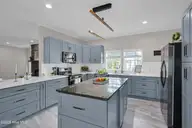 705 Swann Street, Wilmington, NC 28401 — 3-bedroom home in Brooklyn, Wilmington, NC, photo 10 of 67: IMG_6960