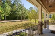 160 Glenmoor Drive, Southern Pines, NC 28387 — 4-bedroom home in Scot's Glen, Southern Pines, NC, photo 7 of 75: 07-7_160 Glenmoore Dr