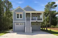 405 Emerald Landing Drive, Emerald Isle, NC 28594 — 4-bedroom waterfront home in Emerald Landing, Emerald Isle, NC, photo 1 of 62: IMG_2039