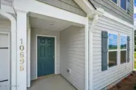 10696 Red Oak Boulevard, Nashville, NC 27856 — 5-bedroom home, Nashville, NC, photo 5 of 49: 05-10696 Red Oak Blvd-5