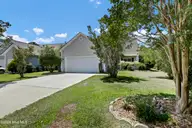 126 Leeward Lane, Hampstead, NC 28443 — 4-bedroom home in Belvedere, Hampstead, NC, photo 3 of 37
