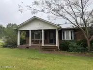 599 Haws Run Road, Jacksonville, NC 28540 — 3-bedroom home, Jacksonville, NC, photo 2 of 46