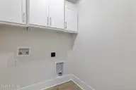 207 Stonewood Drive, Goldsboro, NC 27530 — 3-bedroom home in Stonewood Estates, Goldsboro, NC, photo 16 of 35