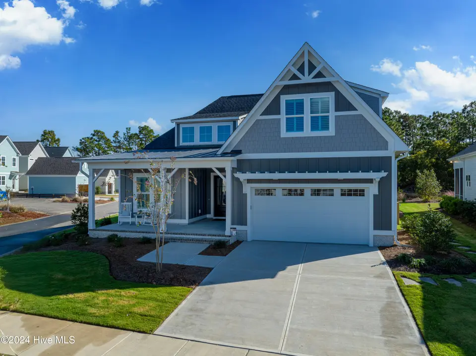 951 Trisail Terrace, Wilmington, NC 28412 — 4-bedroom home in Riverlights, Wilmington, NC, photo 1 of 42: 951 Trisail Terrace MLS-1