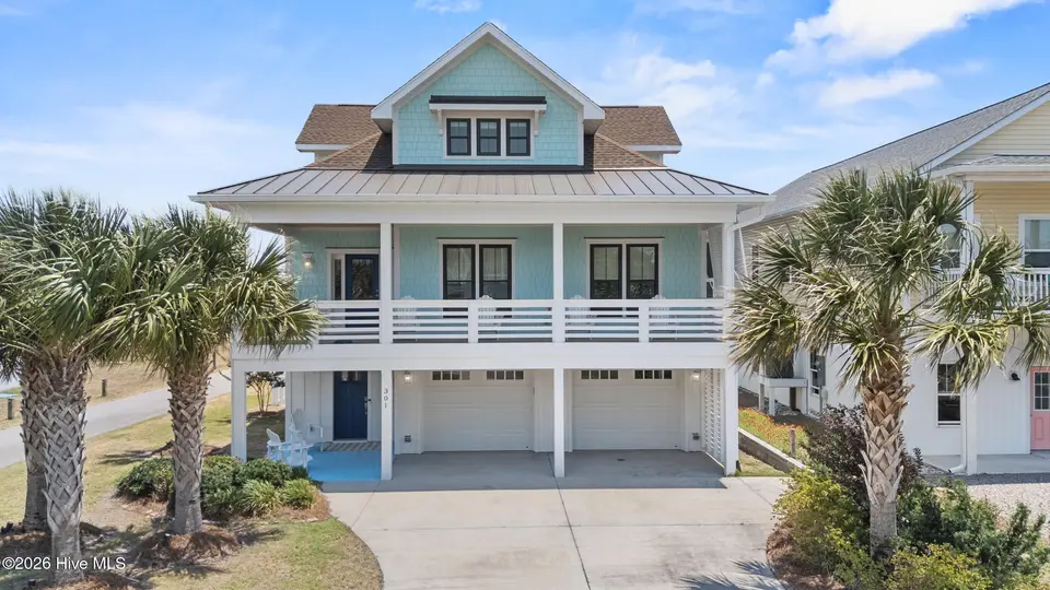 301 S Fourth Avenue, Kure Beach, NC 28449 — 4-bedroom home, Kure Beach, NC, photo 1 of 76