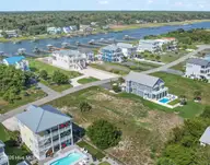 869 Heron Landing Wynd, Holden Beach, NC 28462 — 4-bedroom home in Heron Landing, Holden Beach, NC, photo 18 of 23