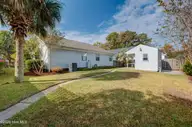 104 Dron Place, Wilmington, NC 28409 — 3-bedroom home in The Thickett, Wilmington, NC, photo 6 of 39: 104DronPlace-7