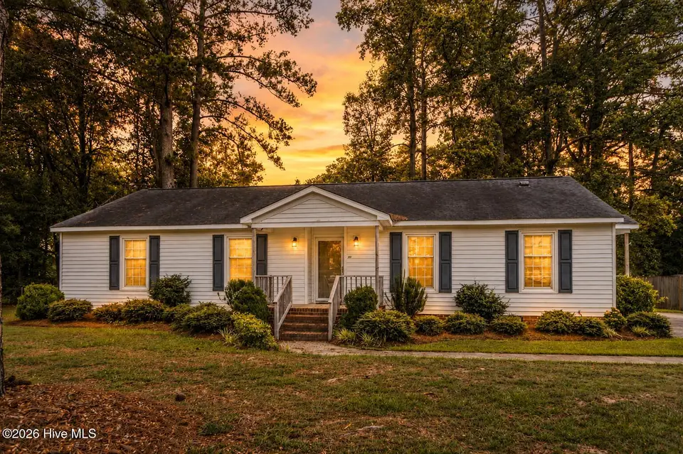 217 Beth Street, Greenville, NC 27858 — 3-bedroom home in Cherry Oaks, Greenville, NC, photo 1 of 45: 217 Beth Street Twilight