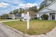 323 Woolard Trail, New Bern, NC 28560 — 3-bedroom home in West Crossroads, New Bern, NC, photo 4 of 41: 40-web-or-mls-DSC_7832