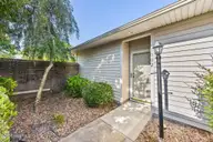 1002 Summerlin Falls Court, Wilmington, NC 28412 — 3-bedroom home in Summerlin Falls, Wilmington, NC, photo 4 of 44