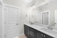 535 Sheldrake Court, Beaufort, NC 28516 — 4-bedroom home in Beau Coast, Beaufort, NC, photo 24 of 53: Jack-and-Jill Full Bath