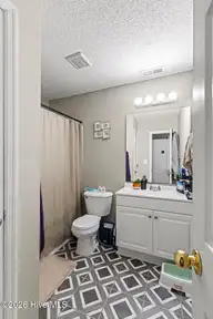 136 Constitution Avenue, Jacksonville, NC 28540 — 3-bedroom home in Liberty Hills, Jacksonville, NC, photo 19 of 28: Hall Bath